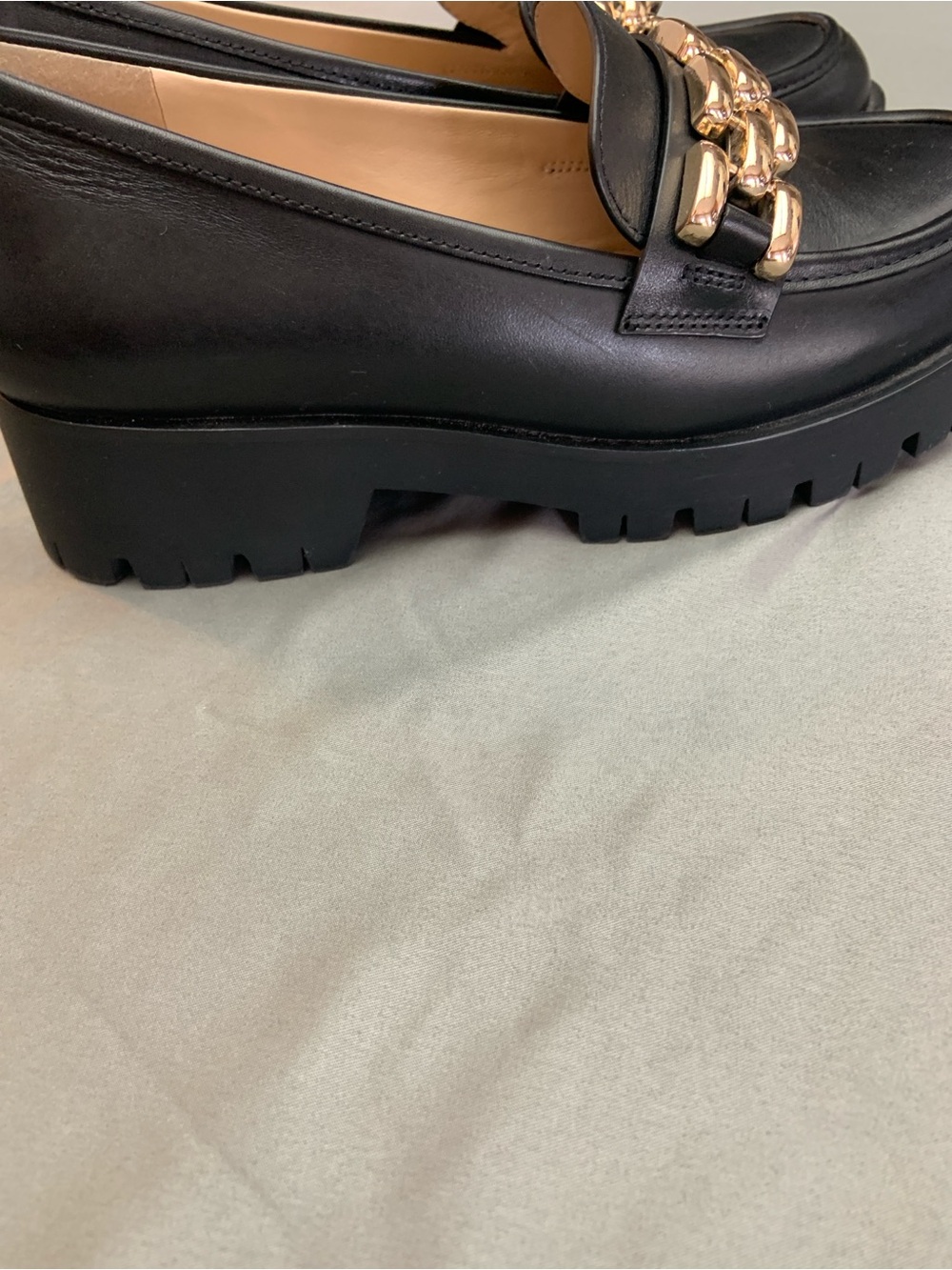ANTONIO MELANI Black Leather Loafers with Gold Chain - Picture 6 of 7